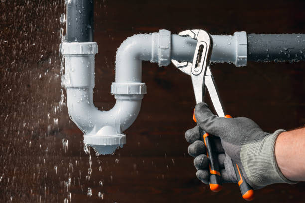 Professional Leak Detection technician working in Connelly Springs, NC